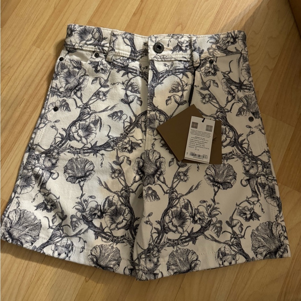 Boys Burberry floral shorts